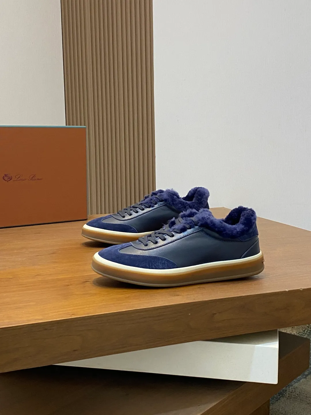 Men's men's shoes💰740 Loro Piana - Classic casual wool shoes, men's lace-up casual shoes and sneakers, high-quality lightweight and comfortable fabrics, suitable for outdoor leisure, the color scheme is young and energetic, great with sportswear or casual suits! Code number: 39-44 (45, 46, can be customized)
